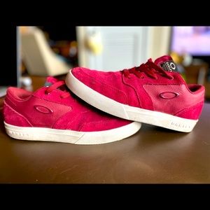 Oakley men’s casual kick